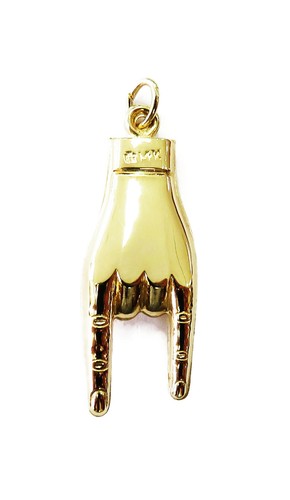 14K Yellow Gold Italian Good Luck Mano 