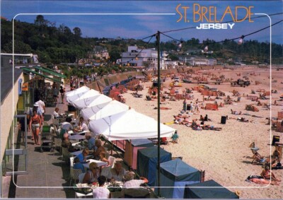 AK Salls LUUT ST BRELADE JERSEY Himmel Menschen am Strand Zelt Schatten AA01757