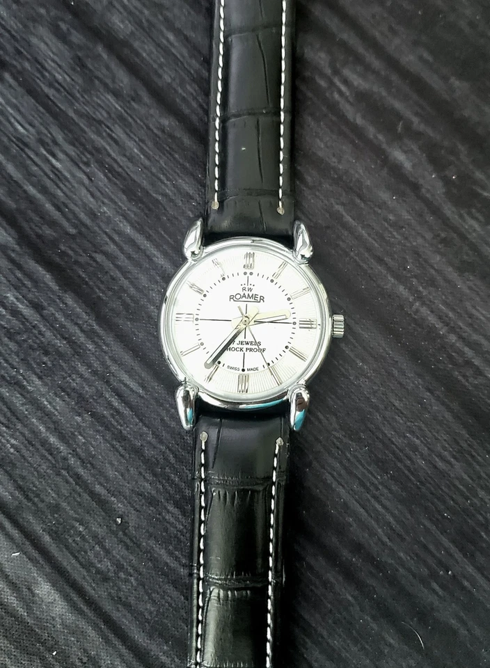 Rare Roamer Brevete Swiss Mens Manual Watch Slv Wht Blk ✨ - Image 4 of 4