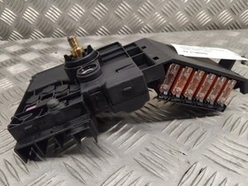 MERCEDES CLS320 3.0L CDI 2005-2010 FUSE BOX 2119820402
