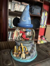 Disney Fantasia Sorcerer's Apprentice Mickey Mouse Snow Globe