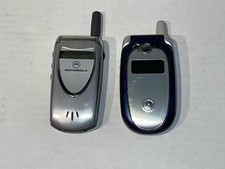 2 - Motorola V series Flip Phones V60i / V551 - Silver/Blue No Chgr Untested