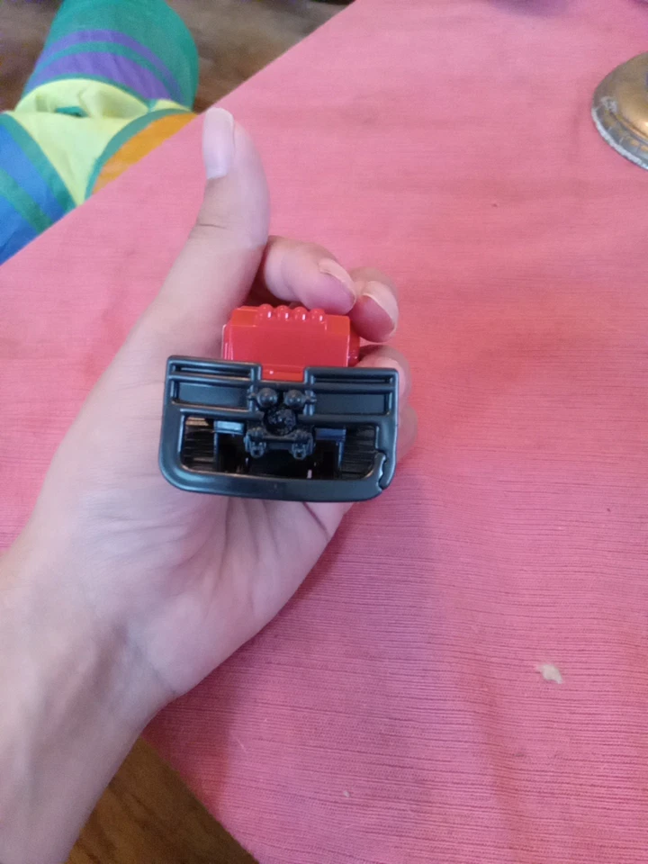 Camión de bomberos Matchbox Red Forest 2013 coche Burger King juguete de comida para niños Foto 3 de 4