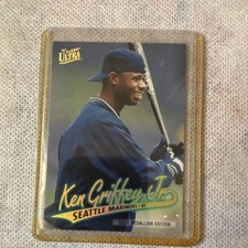 Fleer 1997 Fleer Ultra Ken Griffey Jr Seattle Mariners Gold Medallion #G121