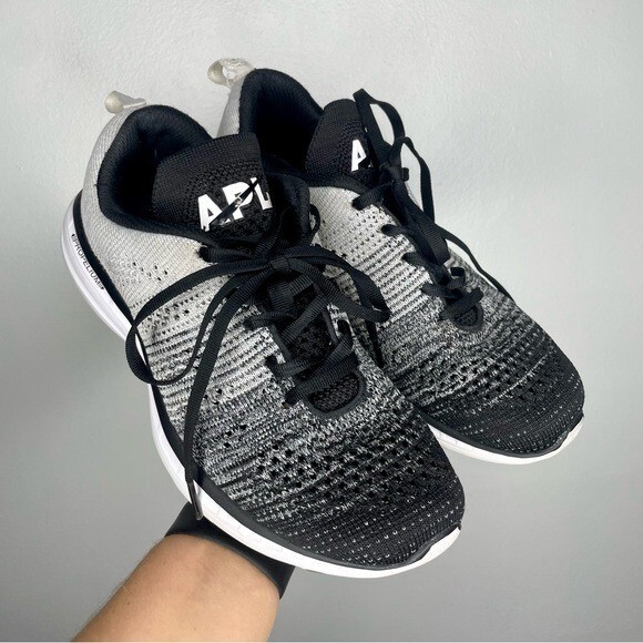 APL TechLoom Pro Knit Running Sneaker Womens 7 | eBay display picture 3