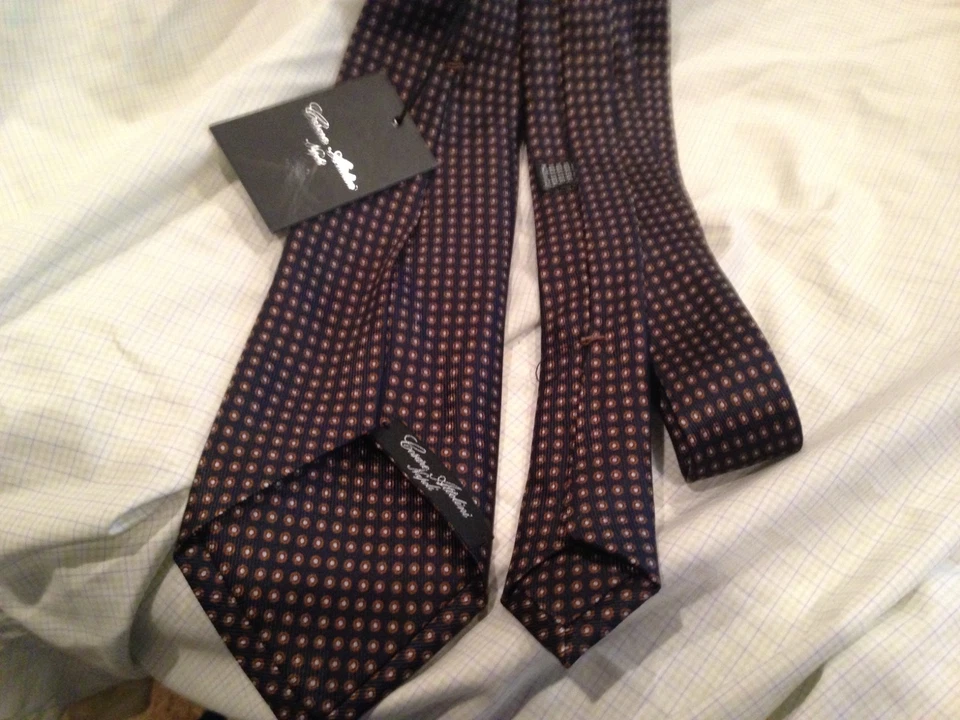  Corbata de seda CESARE ATTOLINI lunares hecha a mano en Italia Foto 2 de 3