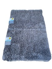 Comfort Bay Set of 2 Gray Bath Rugs 20  x 30  100 Polyester Pile