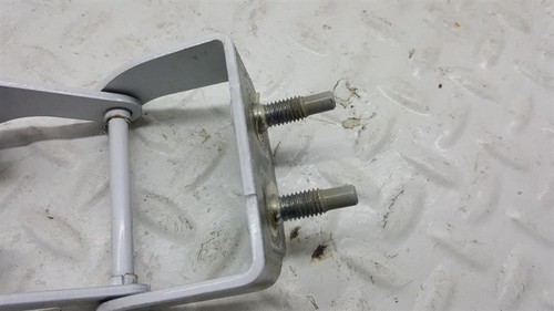 Driver Side Hatch Hinge Fits 07-09 VITARA - Picture 3 of 12