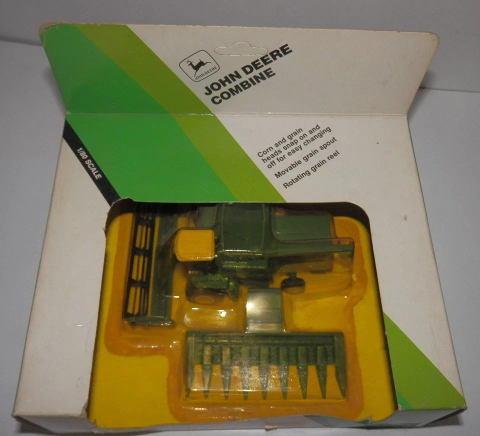 Ertl 1:80 Scale John Deere Combine with Corn & Grain Heads #537 NOS - Image 2 of 4