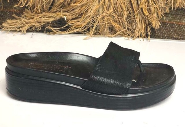 donald j pliner platform sandals