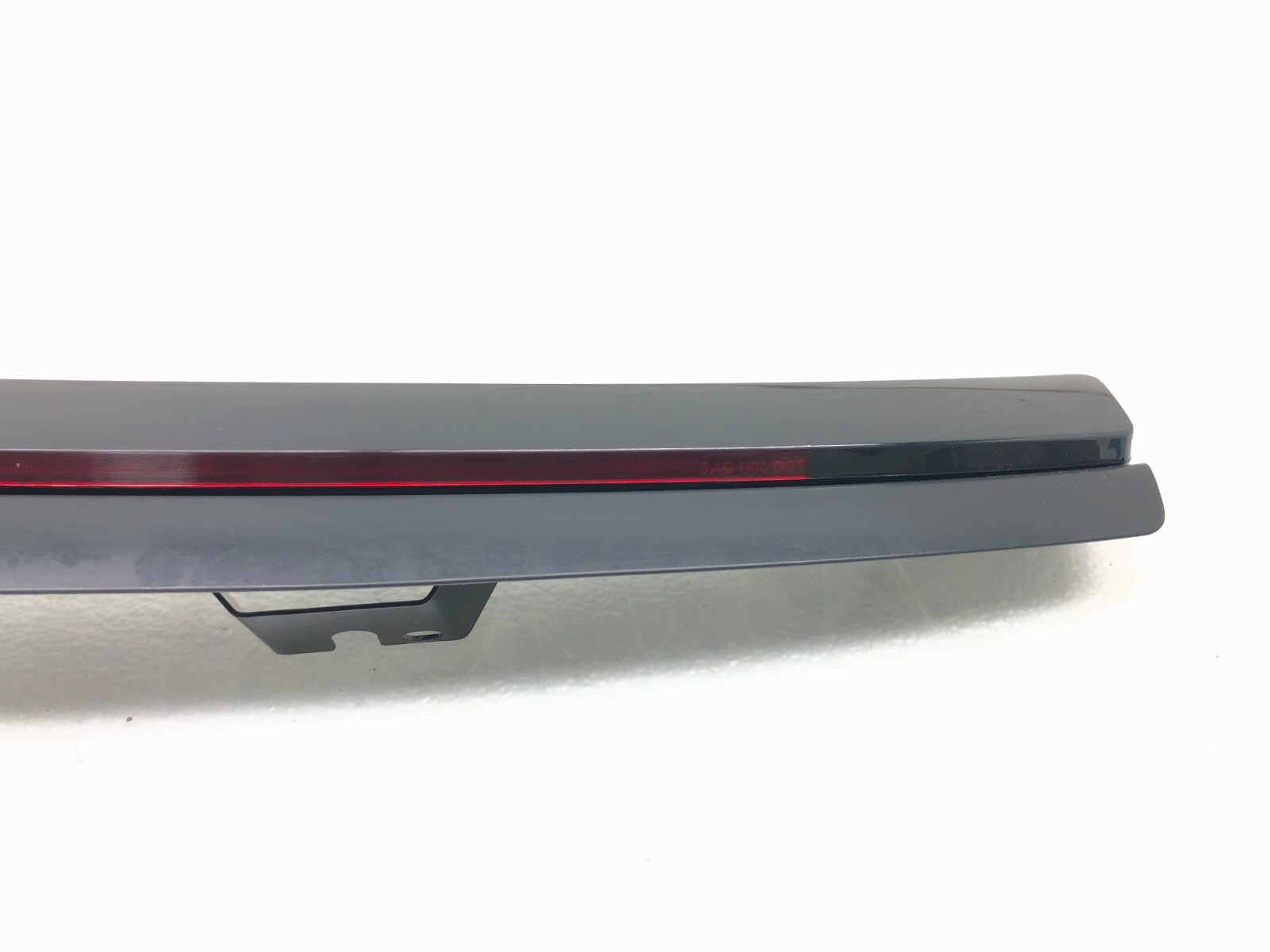 2014-2018 BENTLEY FLYING SPUR REAR HIGH MOUNT THIRD 3RD BRAKE LIGHT #FOR PARTS.