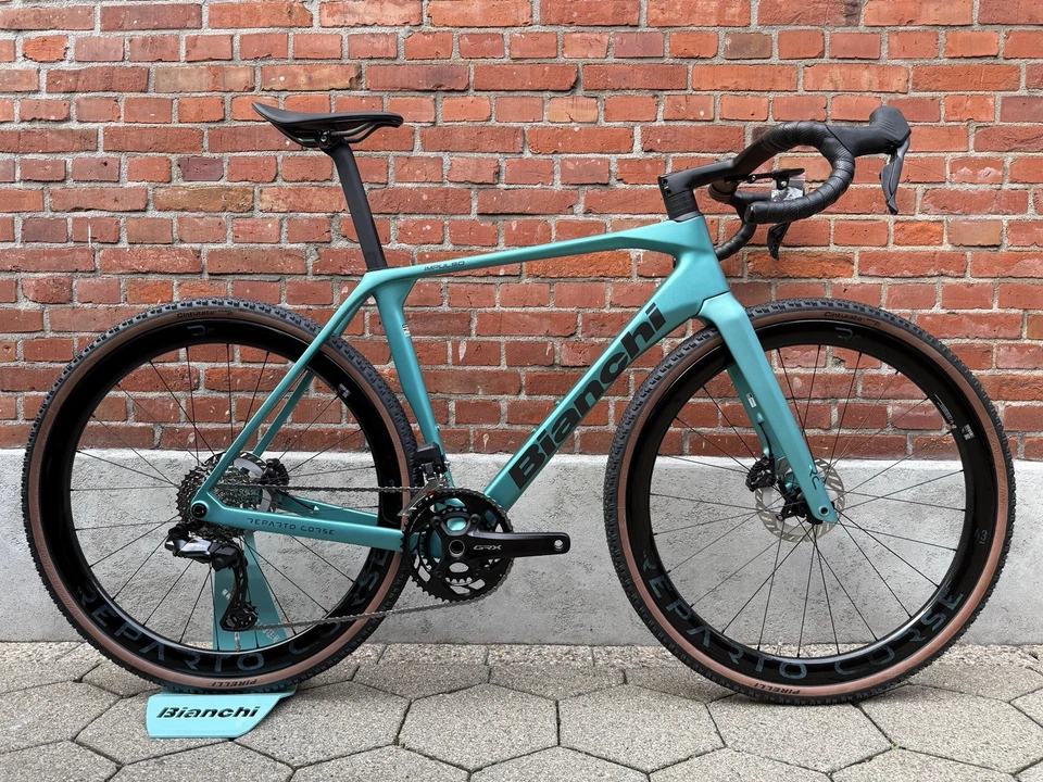 NEW! Bianchi Impulso RC Allroad Disc Gravel/Roadbike/Shimano GRX Di2/Size M