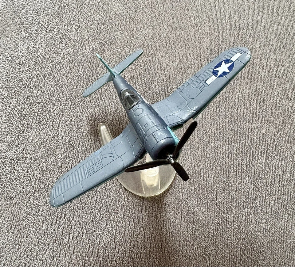 WWII US NAVY FIGHTER AIRPLANE-Diecast Metal/Adult Collector. Pristine Condition! - Image 2 of 3