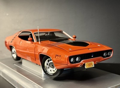 1971 Plymouth Road Runner CHASE Orange American Muscle Ertl HTF ! ELITE  