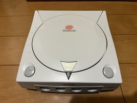 SEGA DreamCast Console (HKT-3000) & Controller with 3 Game Japanese 1228