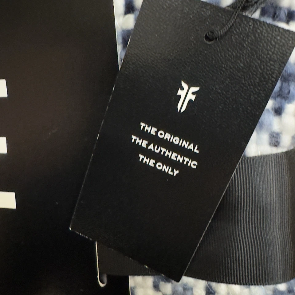 NUEVO CON ETIQUETAS Gran Tamaño FRYE Clásico Mármol Cesta Onda Lanzamiento con Flecos Blanco Azul 50x70 Foto 4 de 4