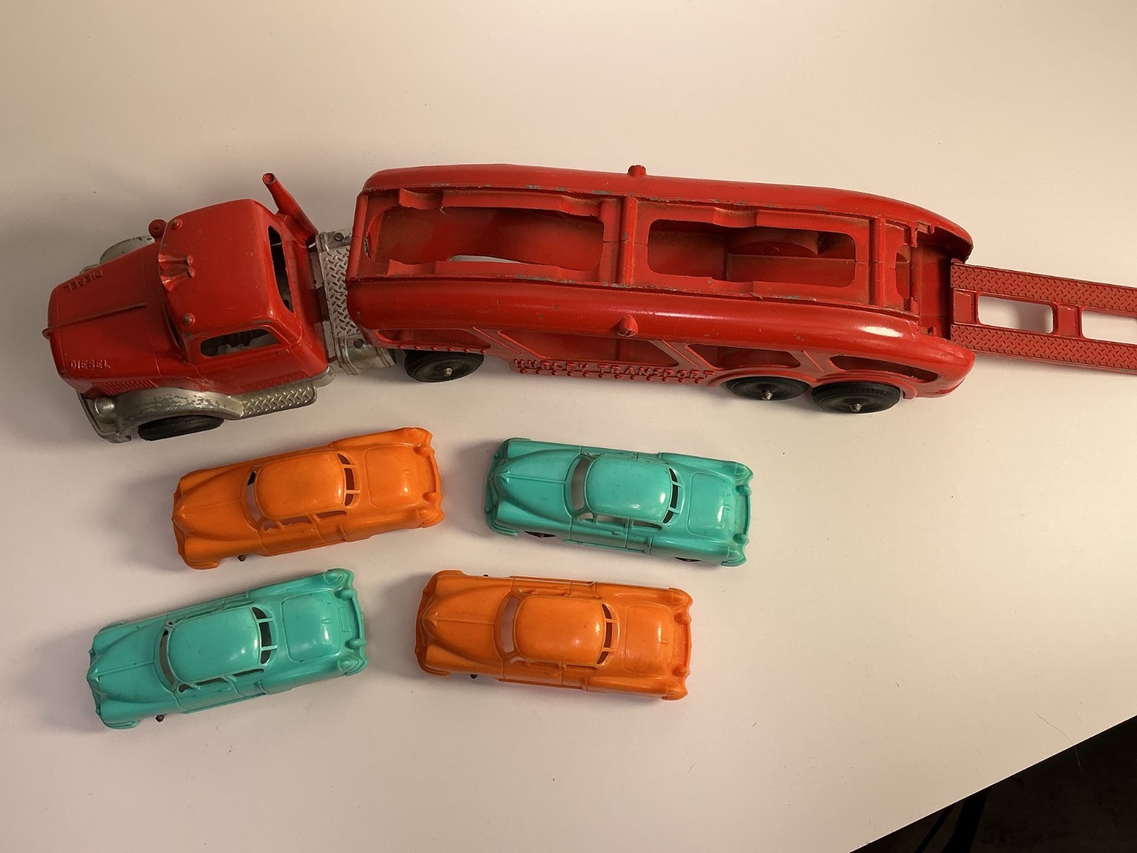 Vintage Hubley Kiddie Red Metal Comp Transport Diesel Truck, Trailer, Ramp, Cars thumbnail 5