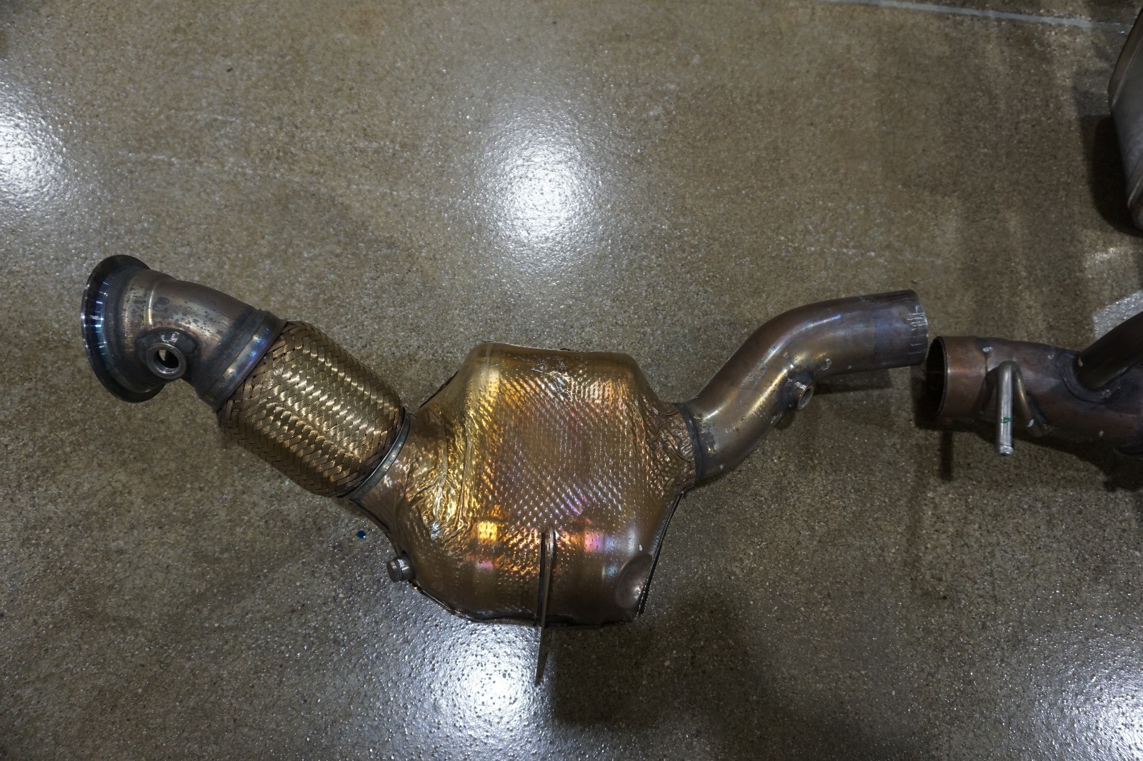 Ferrari 488 2018 Exhaust system
