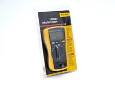 Fluke 113 True RMS Multimeter with Leads
