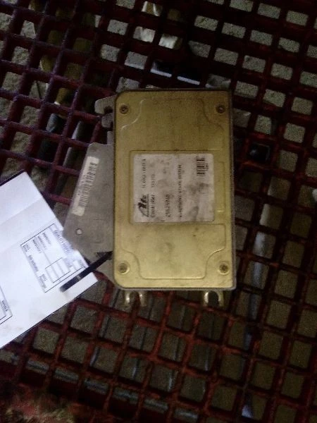 Chasis ECM ABS torre de puntal izquierdo compatible con 94-95 Bonneville 107191 Foto 2 de 4