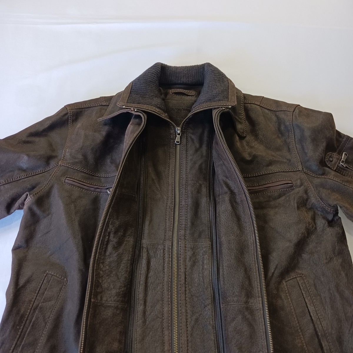 Roundtree & Yorke RN#58909 Men's Brown Full Zip Genuine Leather