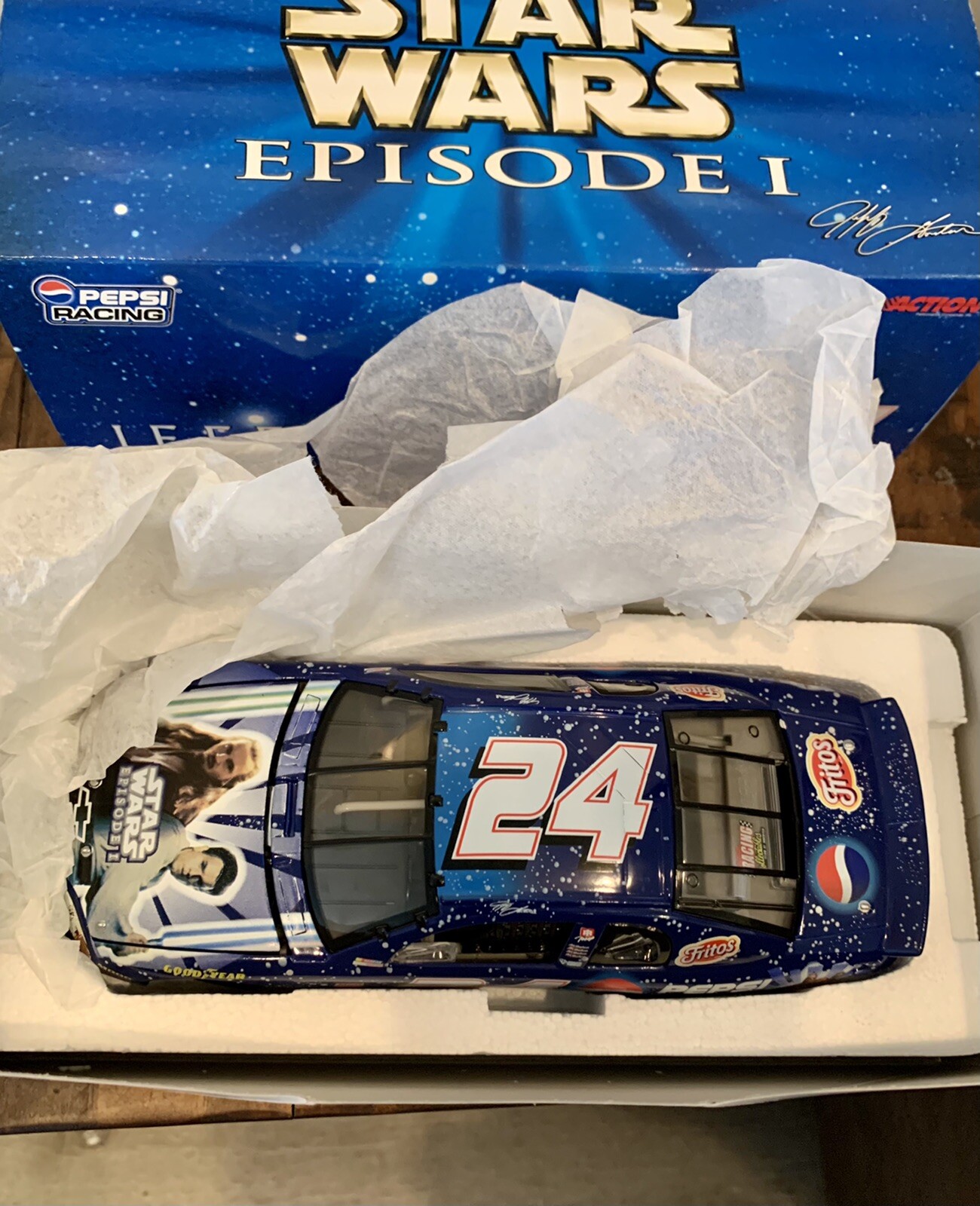 1999 Jeff Gordon Pepsi Star Wars Episode I Action NASCAR 1:24 Die-Cast Limited - Picture 5 of 12