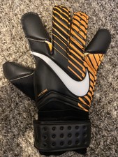 nike goalkeeper vapor grip 3
