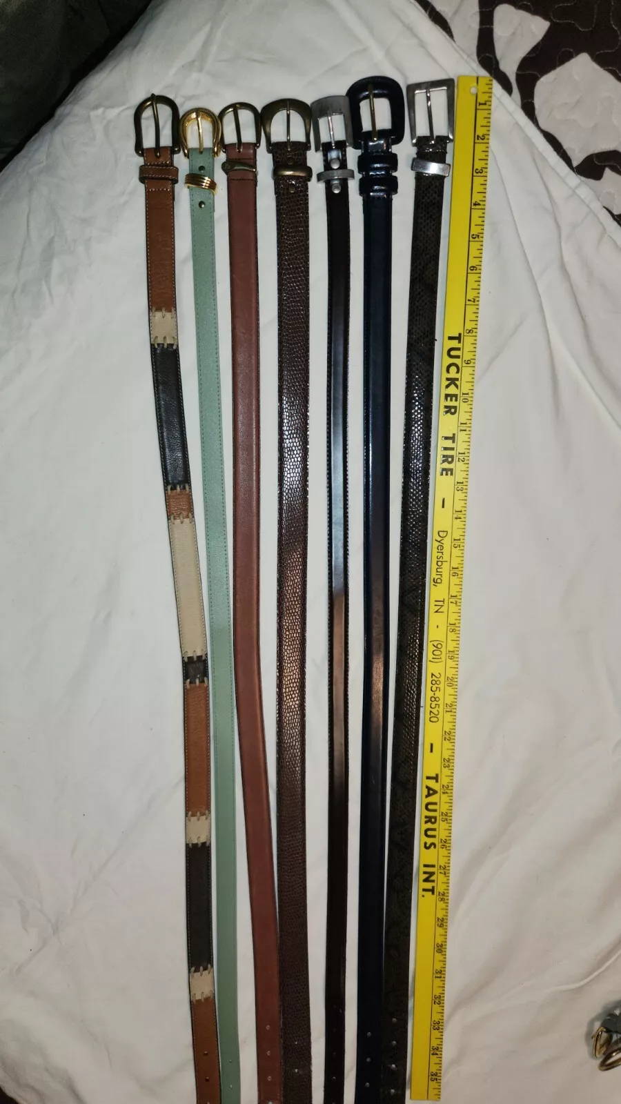 Lot de 7 ceintures cuir femme vintage créateur Christian Dior BOUCLES laiton