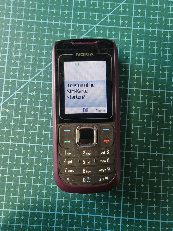 Nokia 1680 classic Violett Tastenhandy 2G Kamera Ohne Simlock Vintage Sammler - Bild 2 von 4