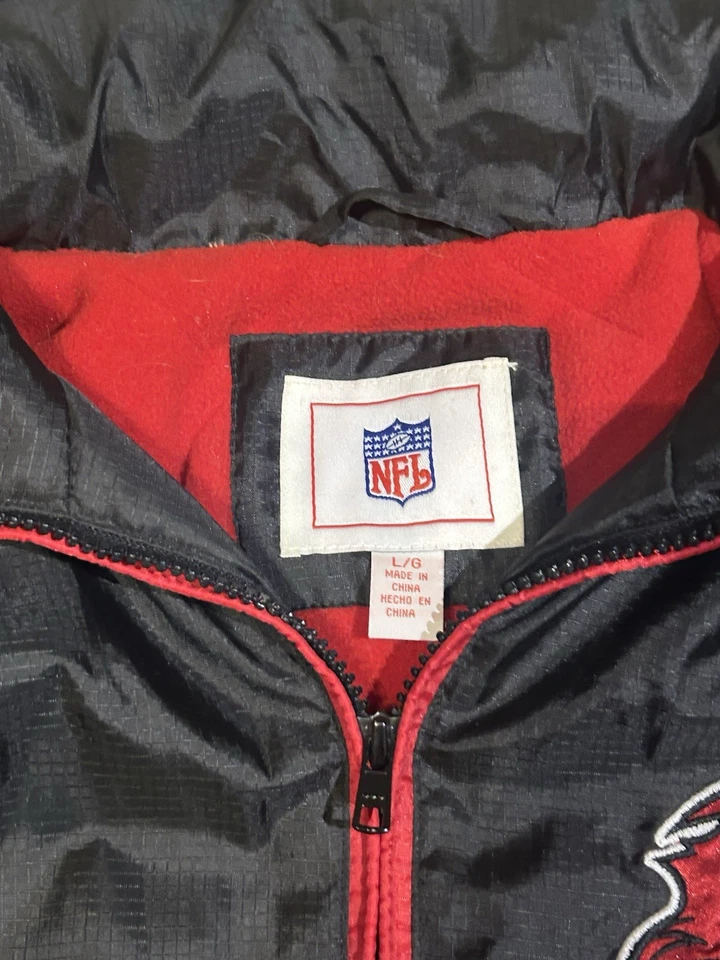 Vintage Tampa Bay Buccaneers Nylon Insulated Jacket Men’s Size Large - Image 3 of 4