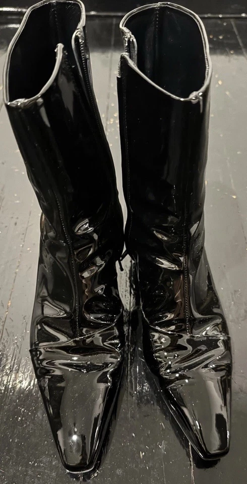 Rosetta Getty Patent Leather Boot size 38 made it Italy size 8 rubber sole  - Image 4 of 4