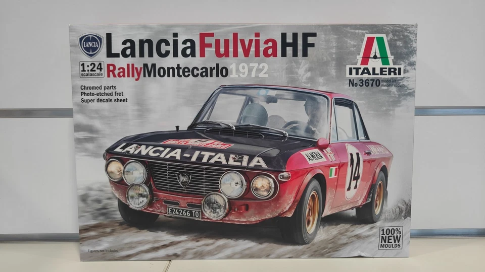 Fulvia HF Lancia Rally legends 1-24 kit Italeri 3670 Modellino auto da corsa - Immagine 2 di 4