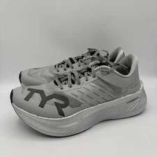 TYR Valkyrie Elite Carbon Shoes Mens Size 8.5 Silver Running Sneakers Worn Once