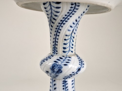 MEISSEN Porzellan Zwiebelmuster Tafelaufsatz H 22,5 cm Knaufzeit RESTAURIERT - Picture 4 of 15