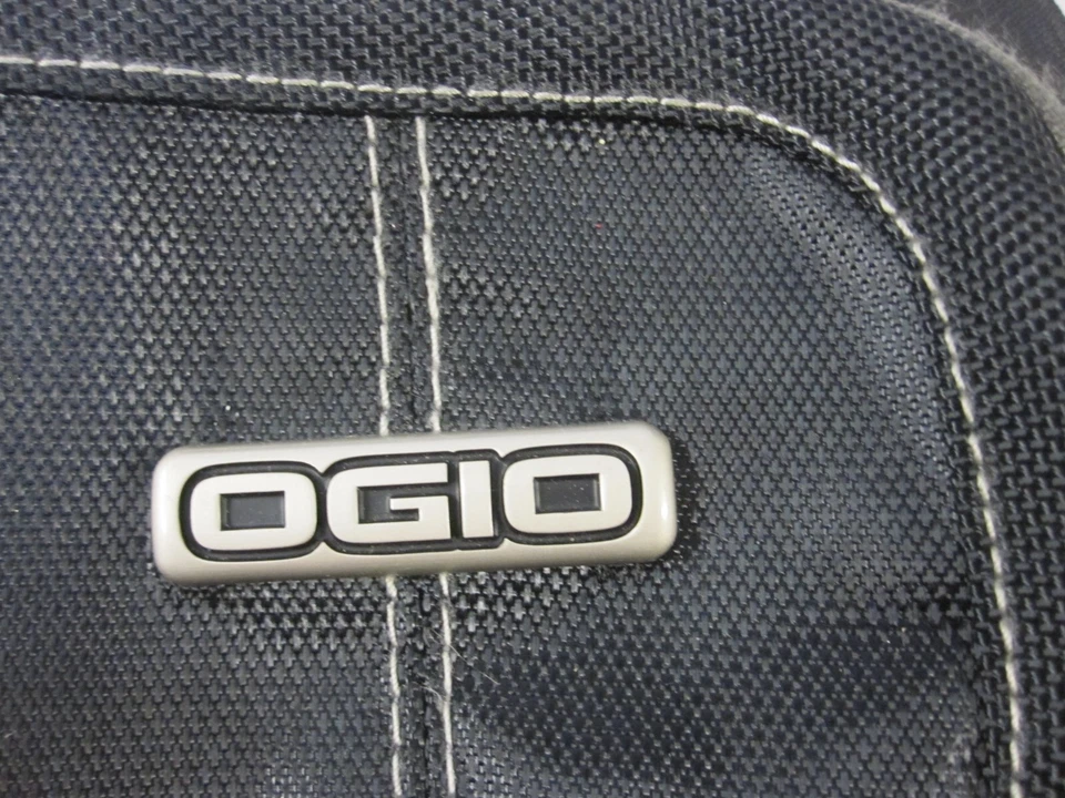 Bolso clásico para portátil OGIO B8 - negro Foto 2 de 4