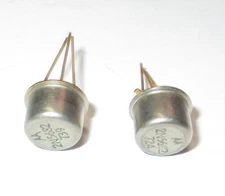 2 Motorola 2N5682 NPN Silicon Power Transistor Short Gold Lead  NOS