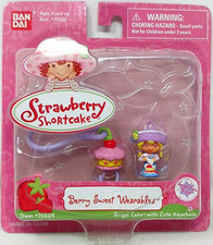 Strawberry Shortcake Berry Sweet Wearables Angel Cake w/Keychain VTG D-19