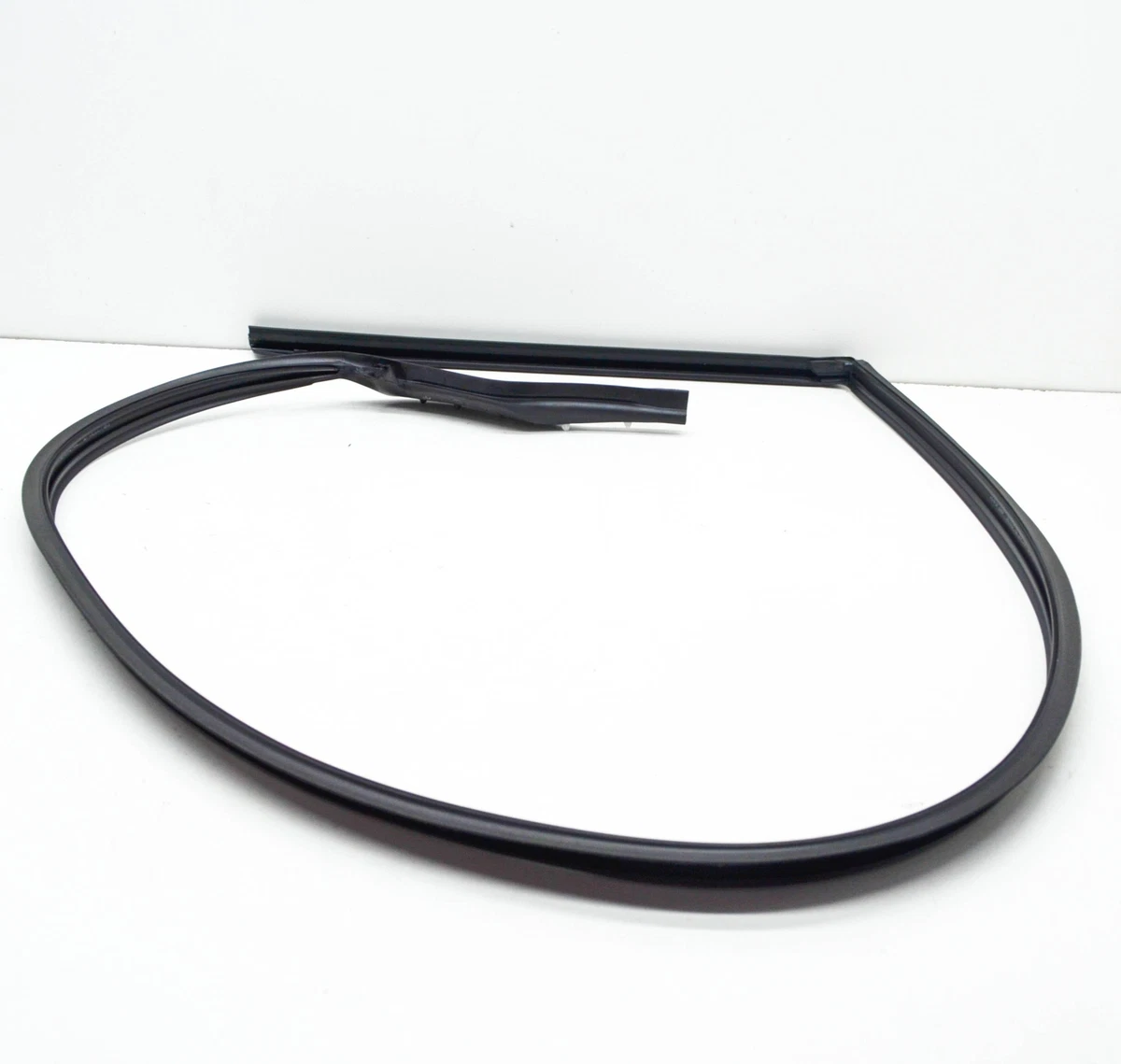 NEW BMW 7 F02 REAR LEFT DOOR SEALING RUBBER 51357179123 ORIGINAL  