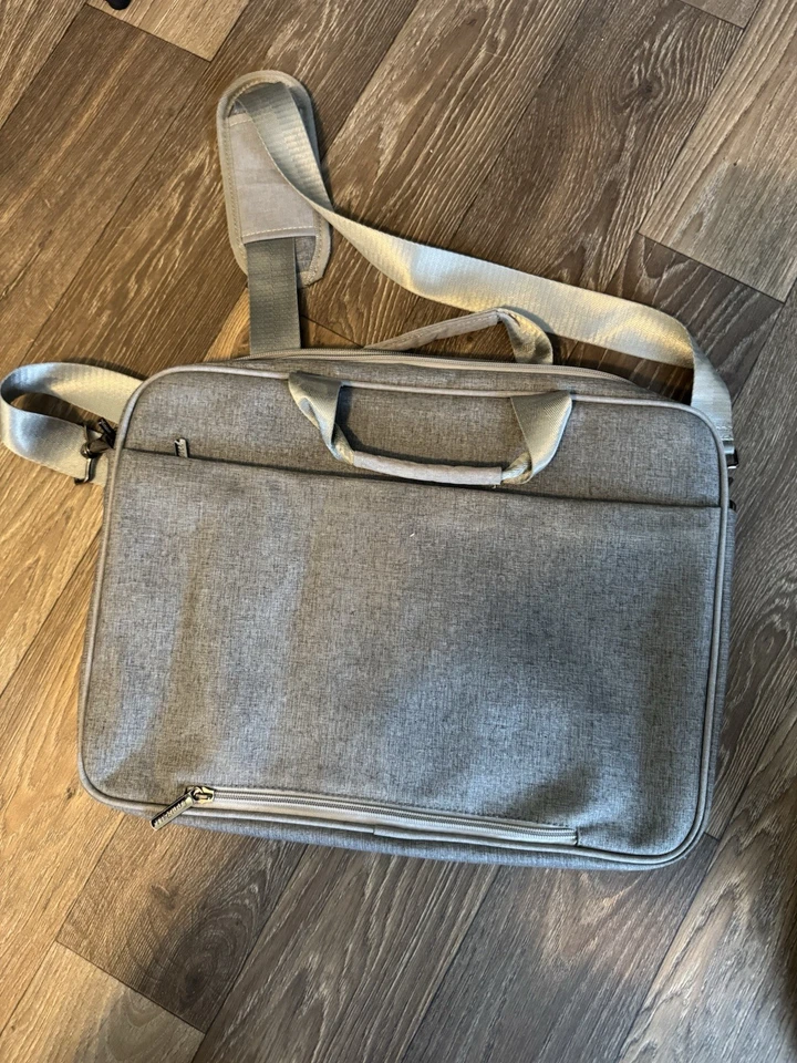 CoolBELL 17.3” Nylon Multi compartment Laptop Bag Briefcase w/shoulder strap - Image 3 of 4