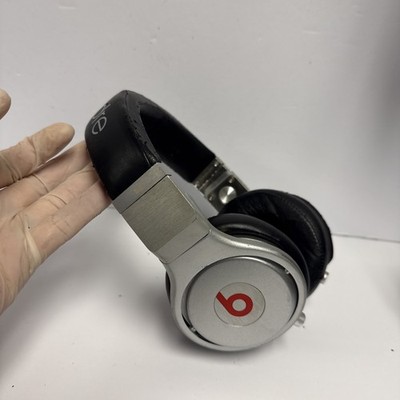 Monster Beats by Dr. Dre Pro Wired Headphones Black/Silver | Read
