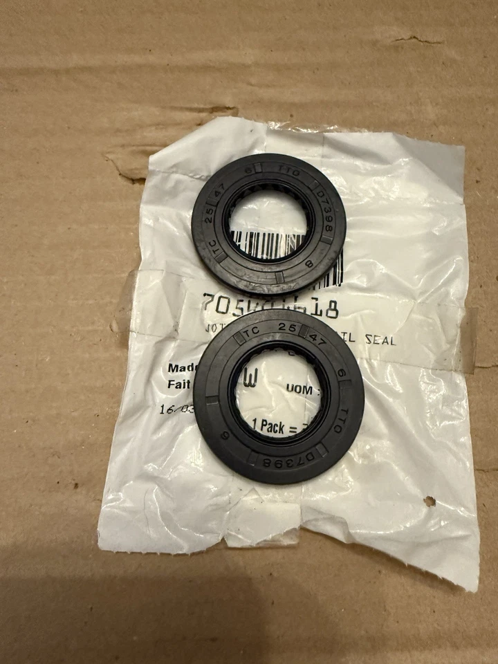 Sello de aceite Can Am OEM 705401618 paquete de 2 originales OEM Foto 2 de 2