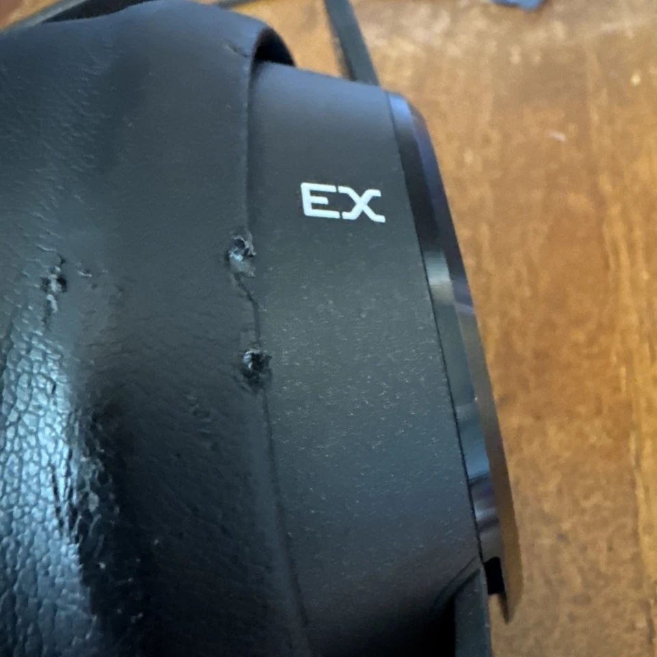 Auriculares sobre la oreja SOL REPUBLIC X3 Master Tracks negros 3,5 mm con cable Foto 2 de 4