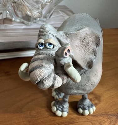 Vintage Russ Berrie Gray Elephant Figurine Doug Harris Filmore Magical Menagerie
