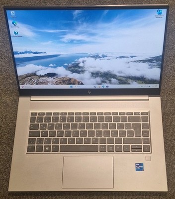 HP ZBook Studio 15,6'' G8 Mobile Workstation NVIDIA T1200, 32GB 512 GB SSD