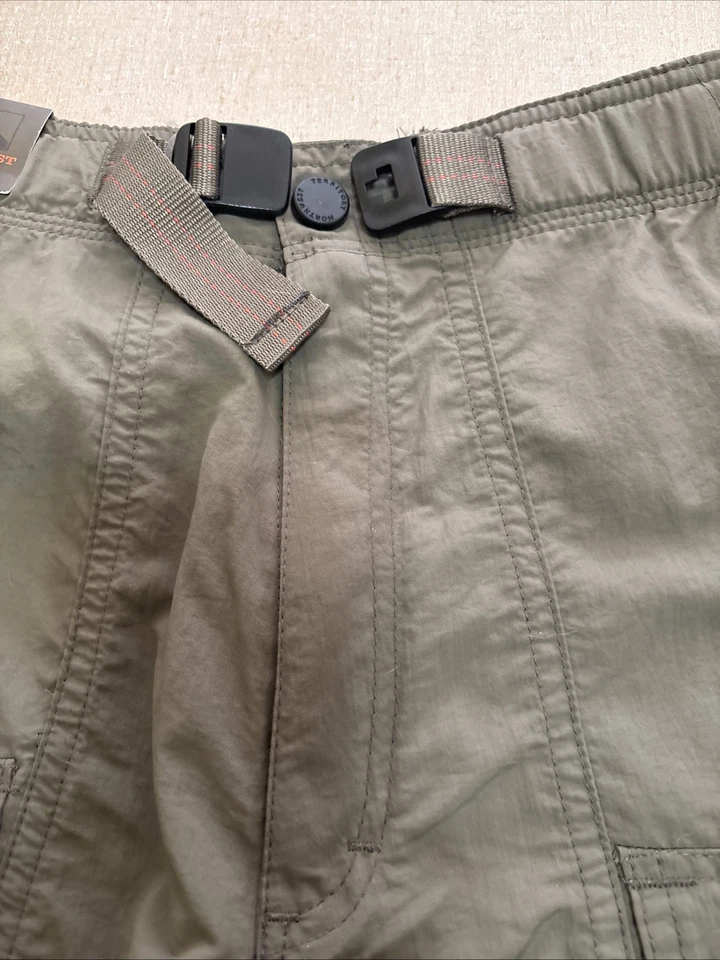 Pantalón Corto Embalable Territorio del Noroeste 100% Rayón. Talla M/M Foto 3 de 4