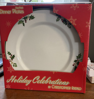 Christopher RADKO Traditions Holiday Celebrations HOLLY 10 3/4'' Dinner Plates