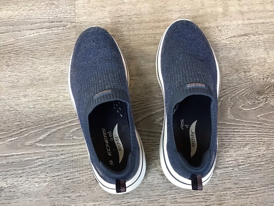 Skechers Mujer Relajado Arco Ajuste Grateful Azul Marino/Blanco 124401W Talla 10 Ancho Foto 4 de 4