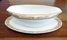 Noritake Greta #5272 Gravy Boat or Sauce Bowl with Underplate, 9 1/4"