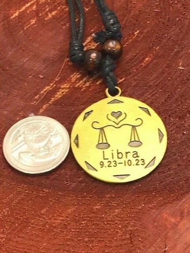 GOLD LIBRA ZODIAC CHARM WITH BLACK ADJUSTABLE CORD NECKLACE WITH WOOD BEADS  - Foto 5 di 5