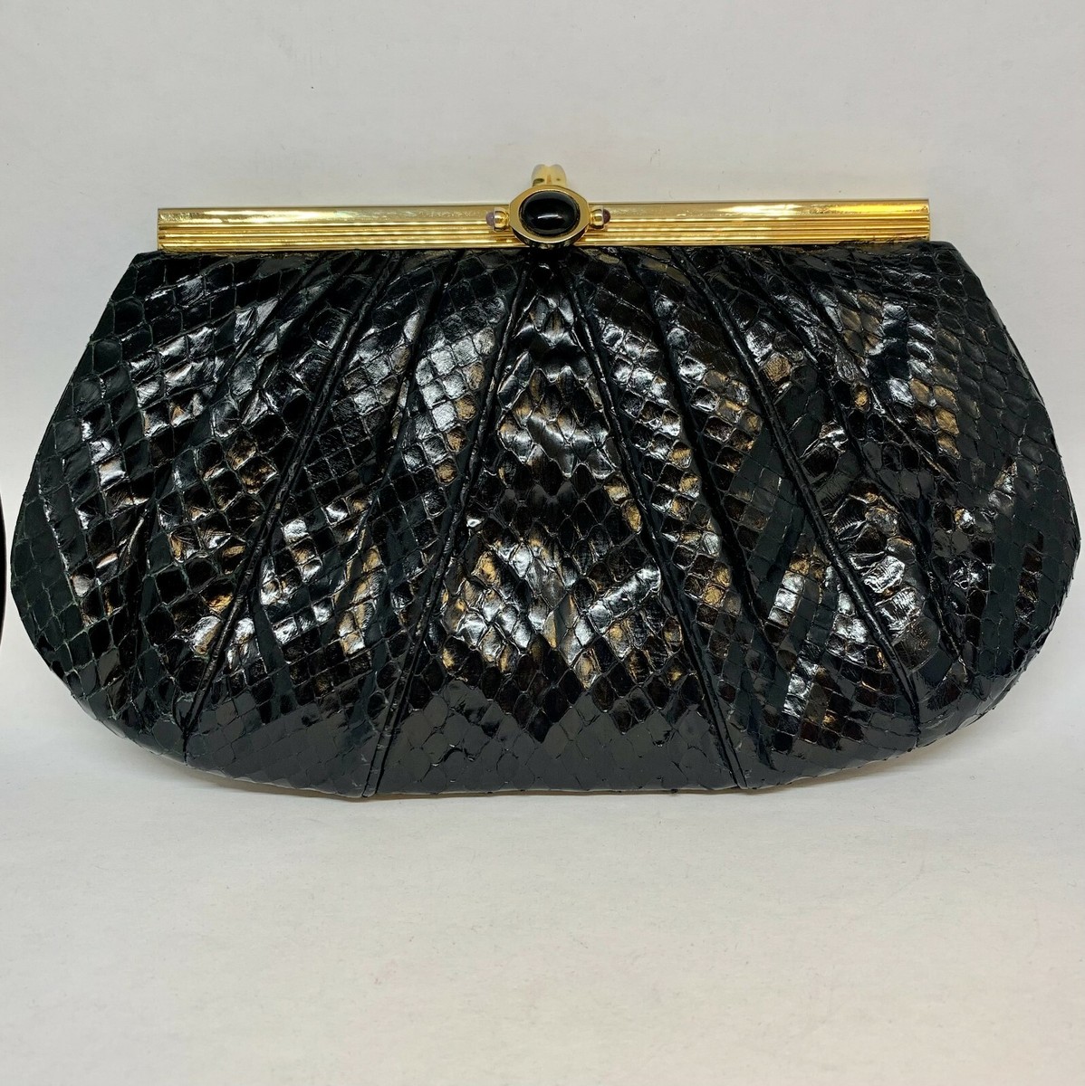 Judith Leiber ブラック パーティーバッグ Judith Leiber Black Fullbead Bow Top Handle